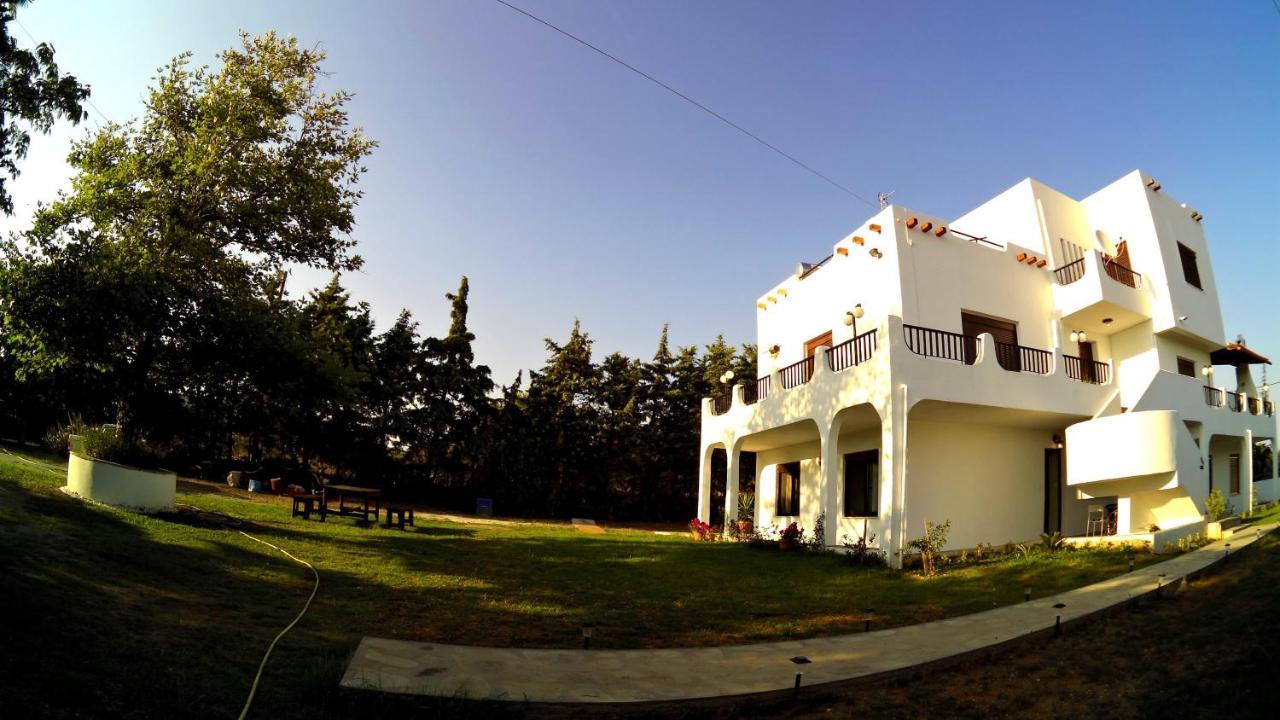 Simplicity At Iris Accommodation Psakoudia Pokoj fotografie